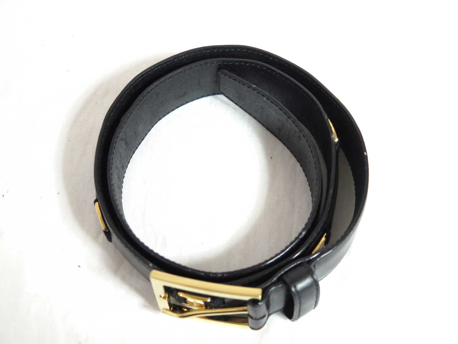 Auth Salvatore Ferragamo Vara Belt Black Leather\/Goldtone - e26970 Auth Salvatore Ferragamo Vara Belt Black Leather\/Goldtone - e26970