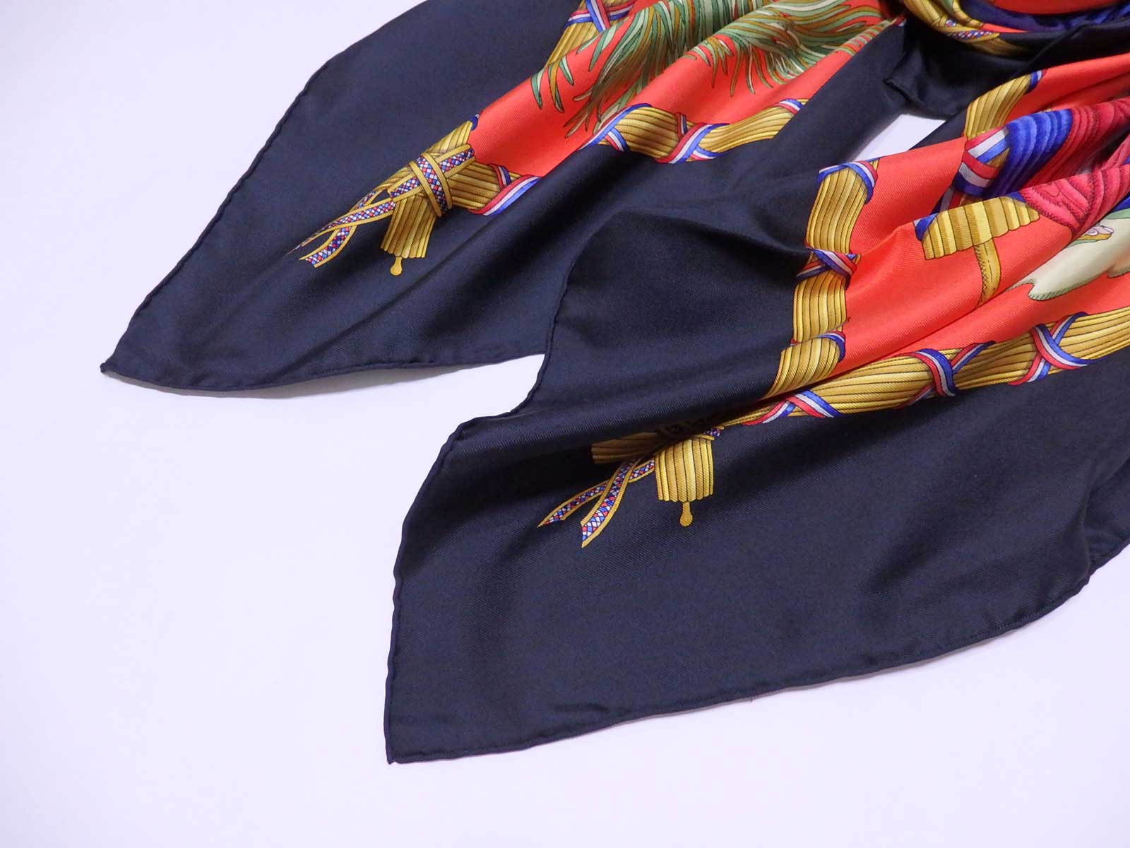 Auth HERMES Carre 90 Scarf Black/Red/Yellow/Blue 100% Silk - e33033 | eBay