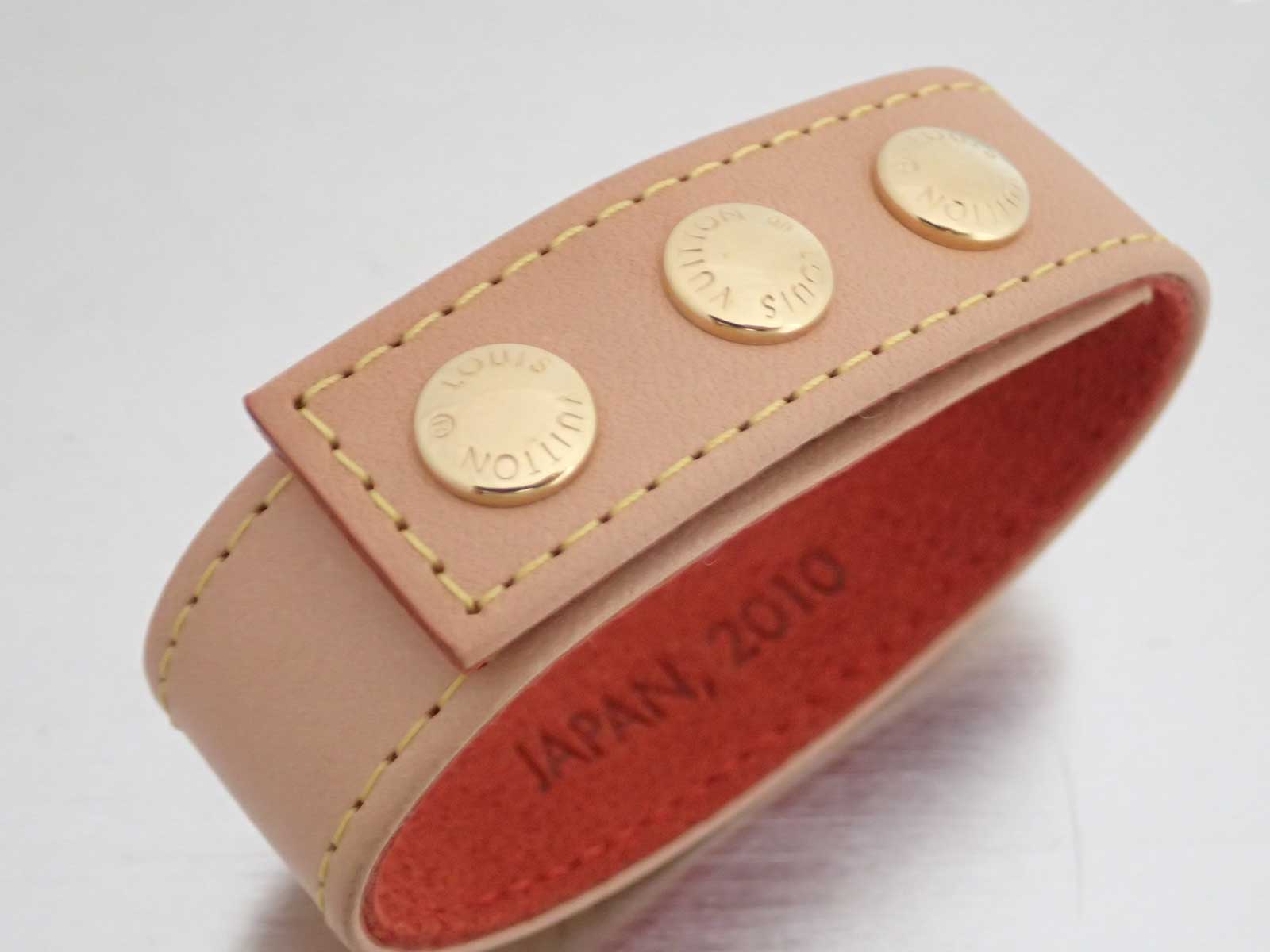 Auth Louis Vuitton Novelty JAPAN 2010 Bracelet Beige/Goldtone Leather - e41539 | eBay