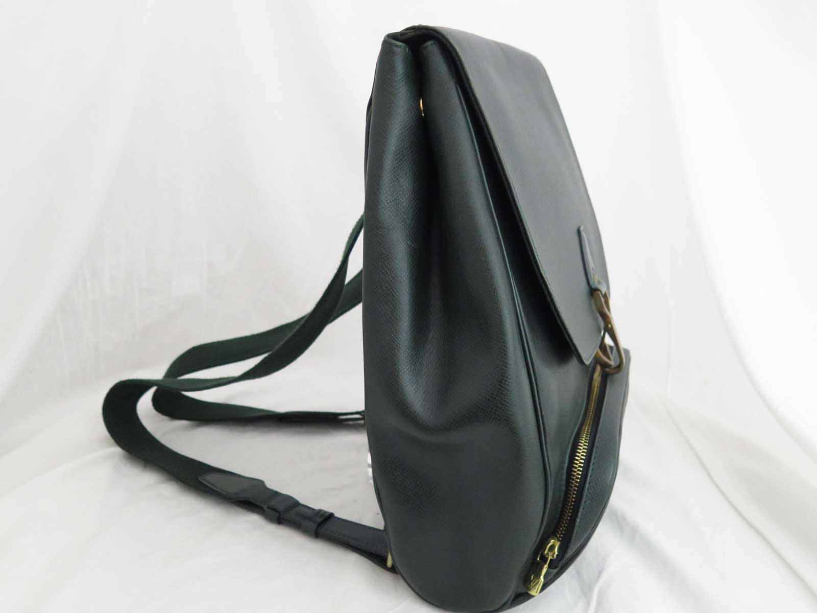 Auth Louis Vuitton Taiga Cassiar Backpack Dark Green/Goldtone Leather - e44098 | eBay