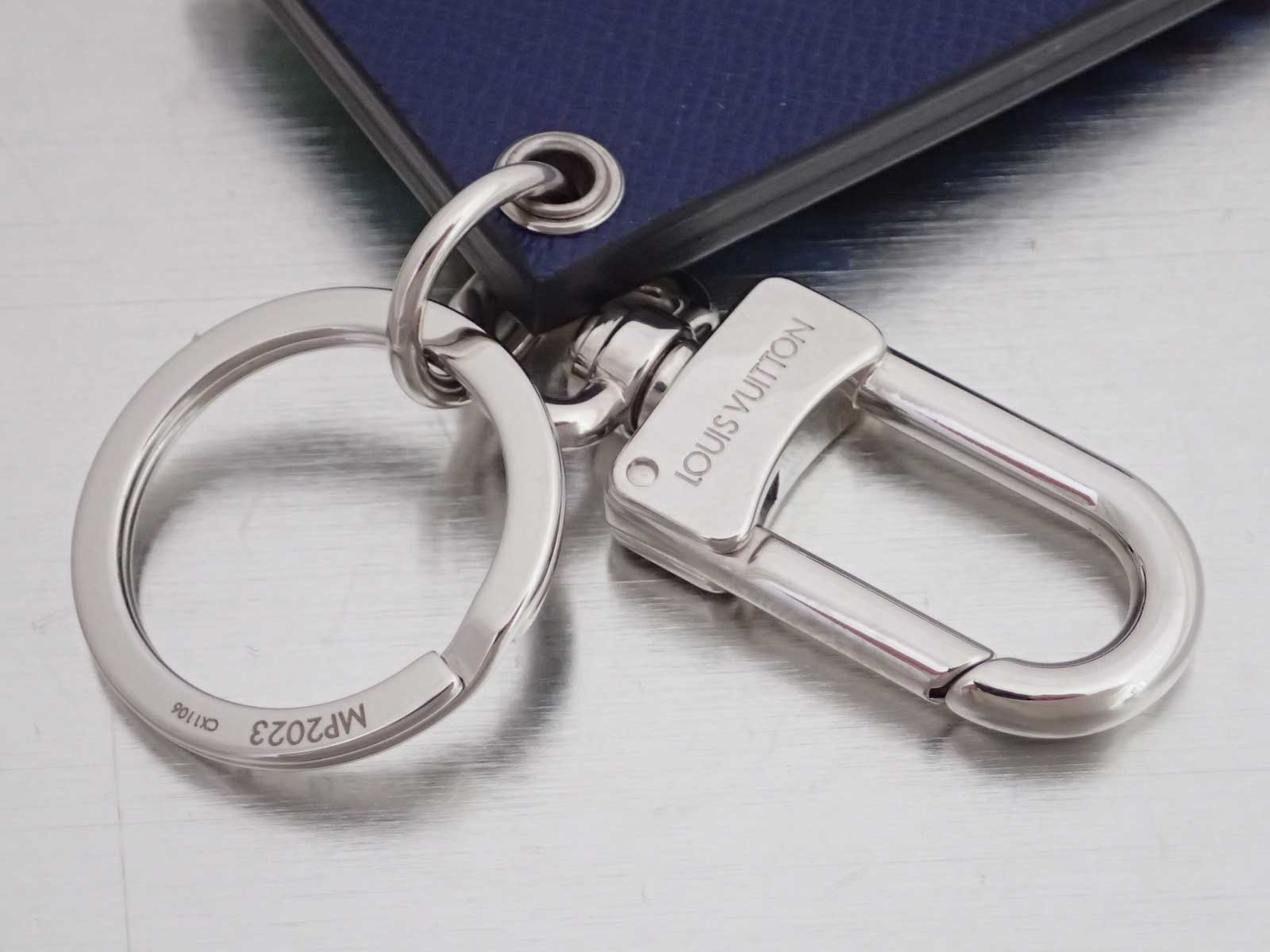 Auth Louis Vuitton Epi Petit Malle Bag Charm Key Holder Silver/Multicolor e44137 | eBay