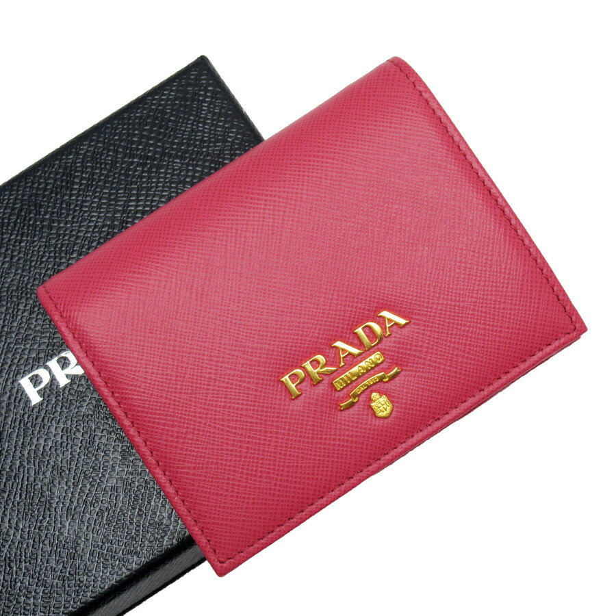prada bifold