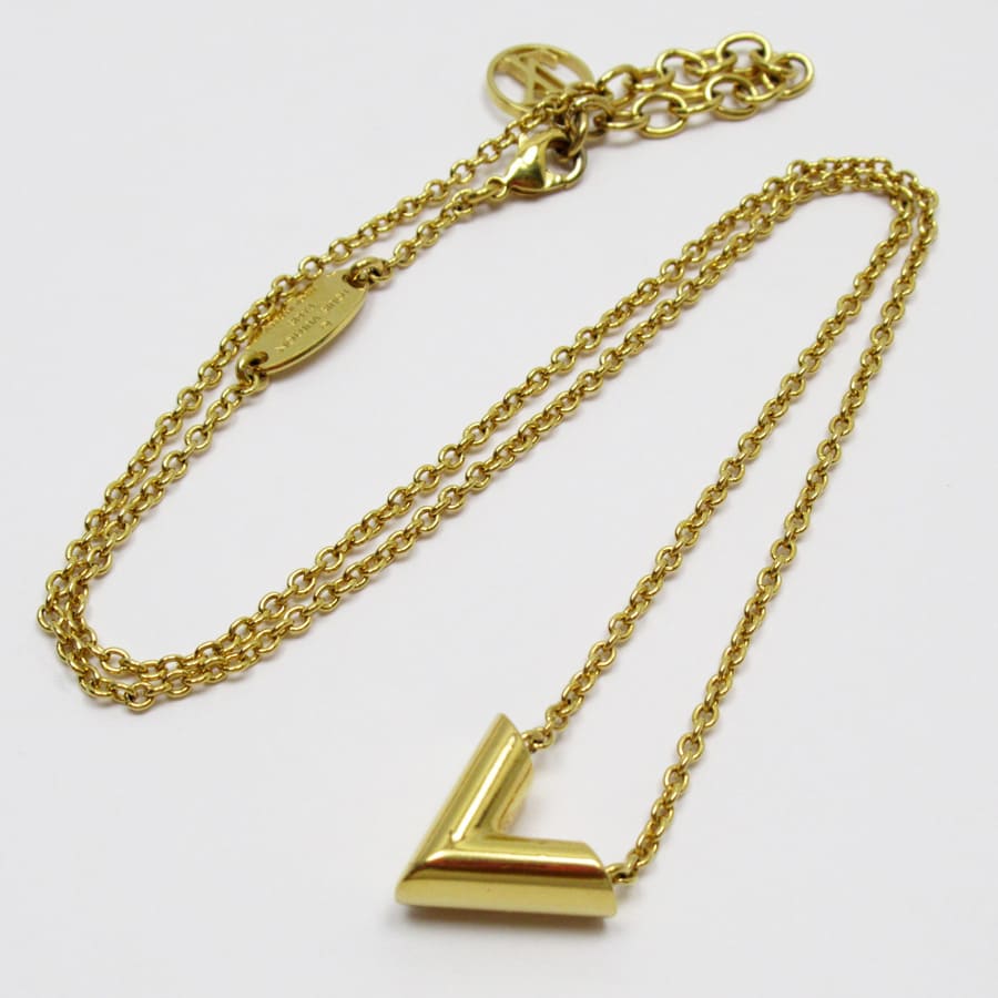 Auth Louis Vuitton Essential V Pendant Necklace Gold Metal M61083 - h28718f