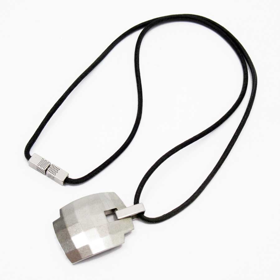 Damier black necklace Clearance